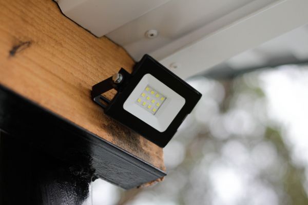 Floodlight Wiring