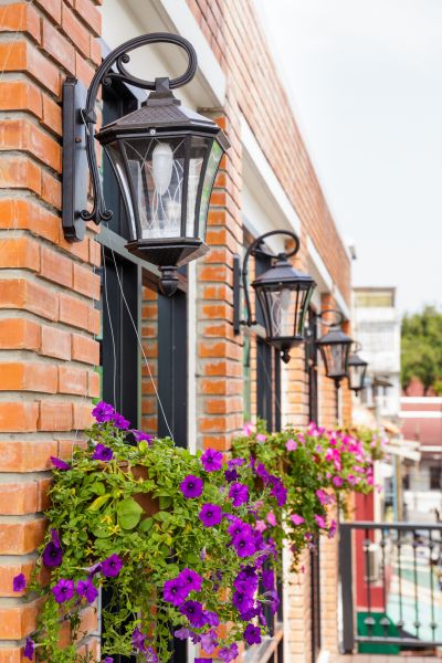 Outdoor Lamp Installation in Akron