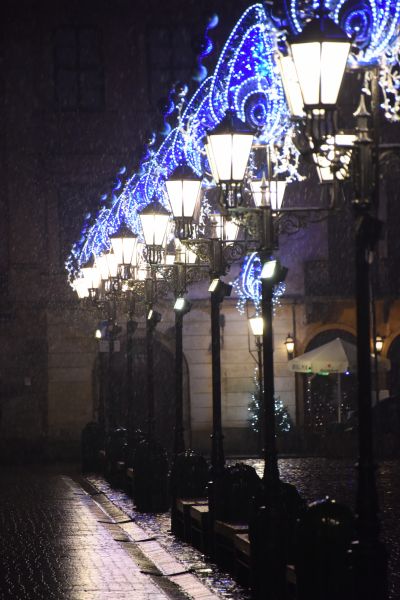 Sidewalk Lighting Service